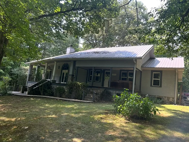 Carolina Ln — Photo 1