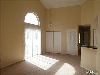 3rd image of 814 Liberty Village Dr