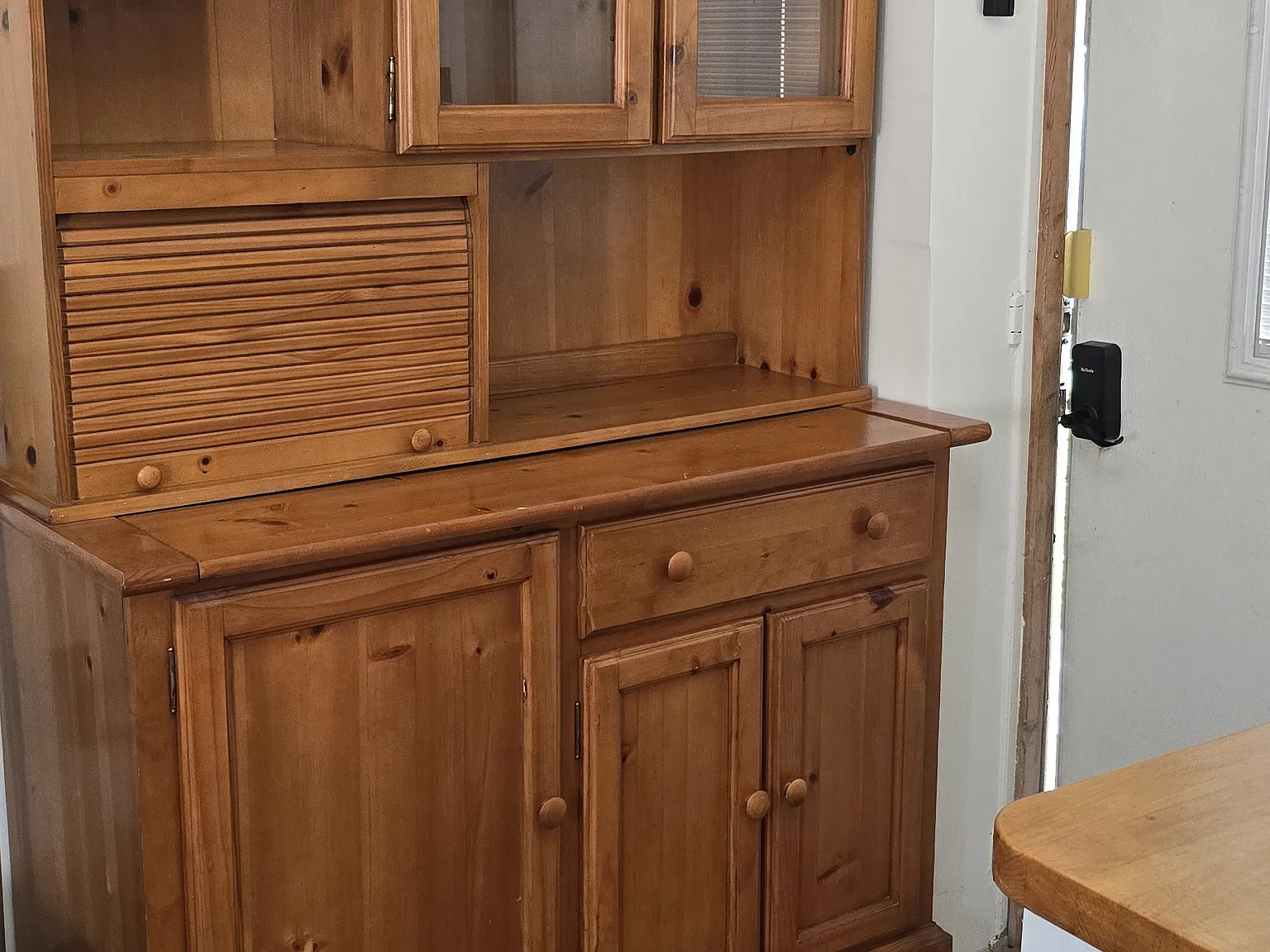 1 bed, 120 sqft, $1,400 — Photo 2