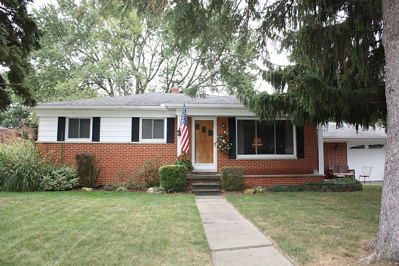 1st image of 3573 Baybrook Dr