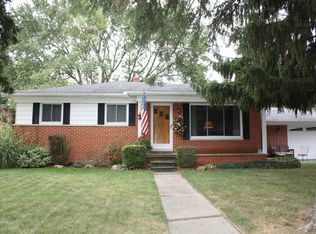 3573 Baybrook Dr, Waterford, MI 48329