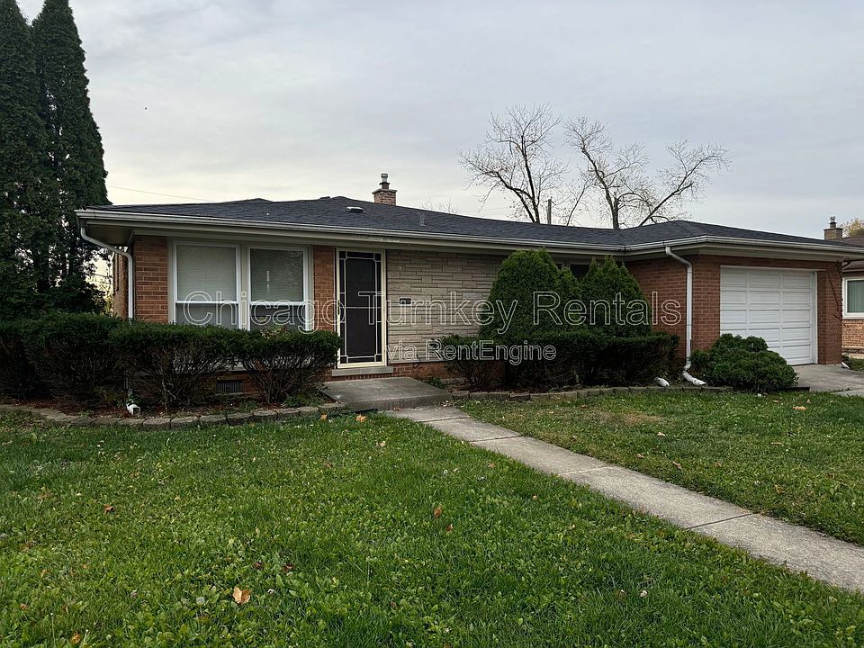 1st image of 1127 E 159th Pl