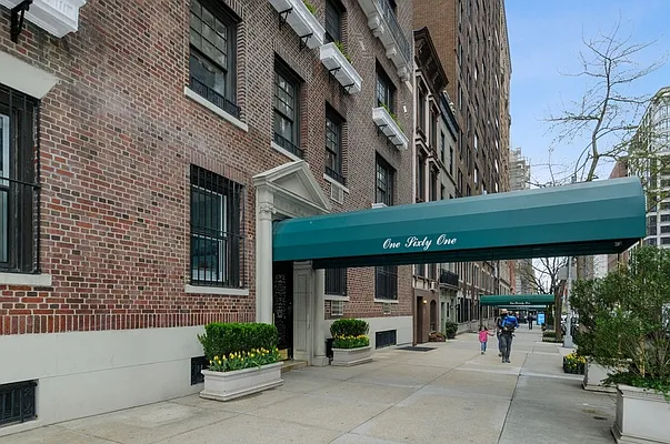 Sold by Corcoran | media 1