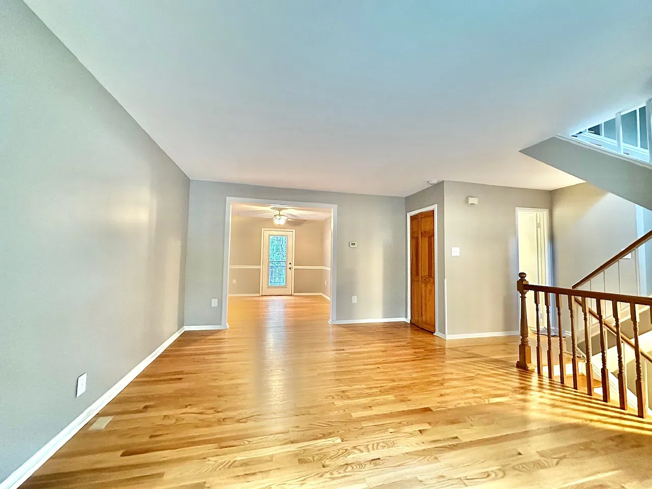 3 bed, 2.5 bath, 1260 sqft, $2,599 — Photo 4