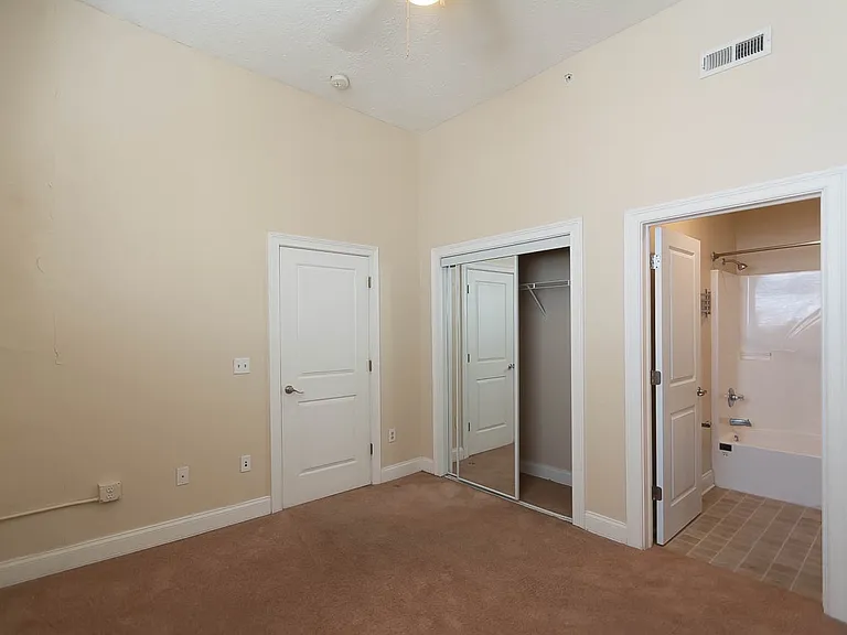 Oddfellows Apartments — Photo 49