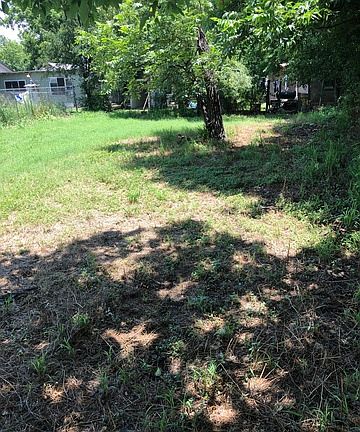 5th image of 1133 Leal St