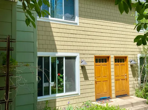 3850 Broadway St APT 21, Boulder, CO 80304