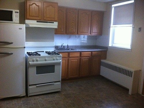 2nd image of 667 Broadway APT 4