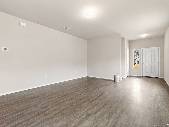 2nd image of 131 Porcupine Lane