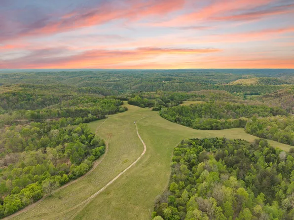 371 Big Branch Rd, Beattyville, KY 41311