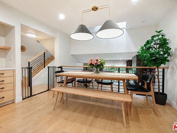 2nd image of 4733 S La Villa Marina #C