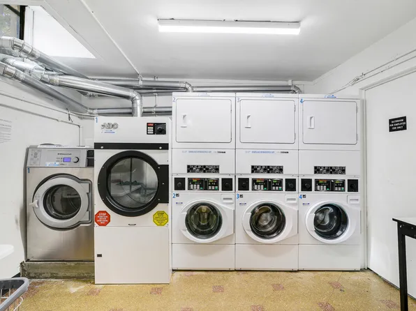 345 Montgomery Street image 15 of 16