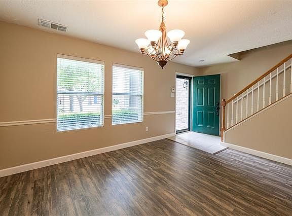 5th image of 5121 Bedfordshire Dr