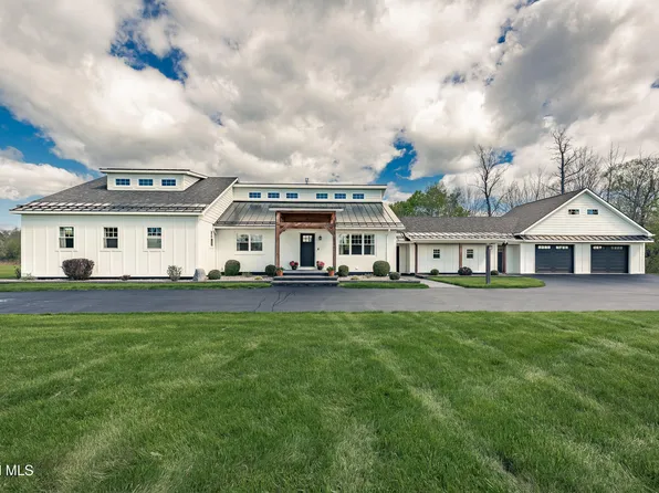 917 McDonald Drive, Amsterdam, NY 12070