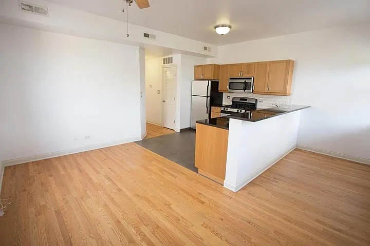 5355-5361 S. Cottage Grove Avenue — Photo 53