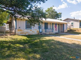 216 S Rice St, Lampasas, TX 76550