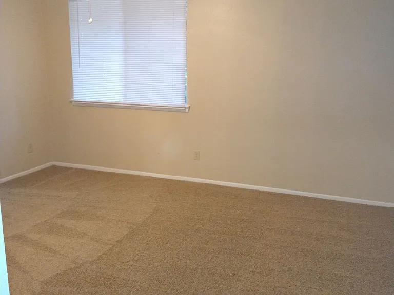 2712 Indian Creek Dr — Photo 11