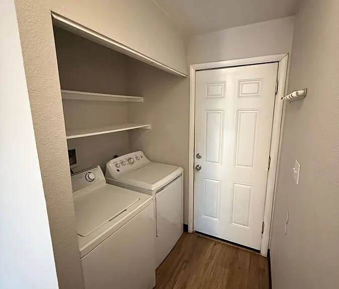1526 N Lowell Blvd — Photo 10