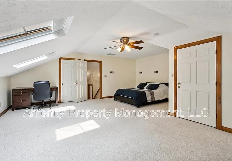 5974 Ladysmeade Ln — Photo 35
