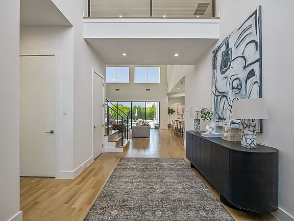 2nd image of 6958 Coronado Ave