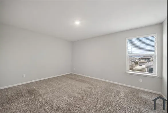 2105 Rougle Ct — Photo 15