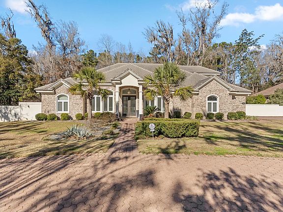 2nd image of 511 River Pond Ct