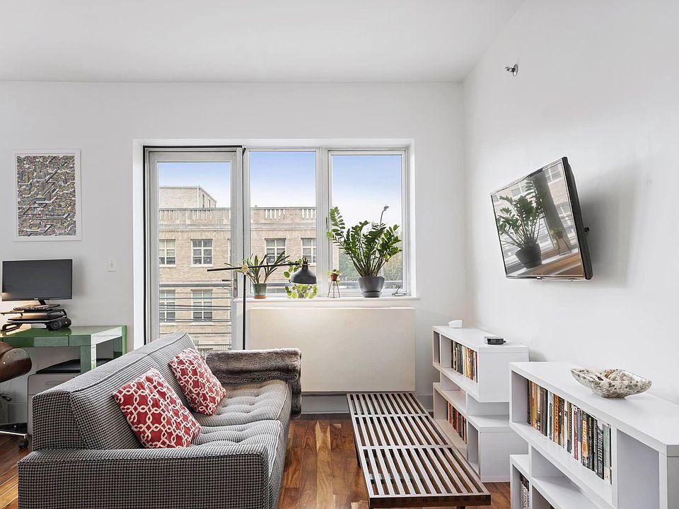 1st image of 100 Maspeth Ave APT 3G