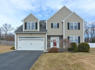 71 Broad St, Plainville, MA 02762