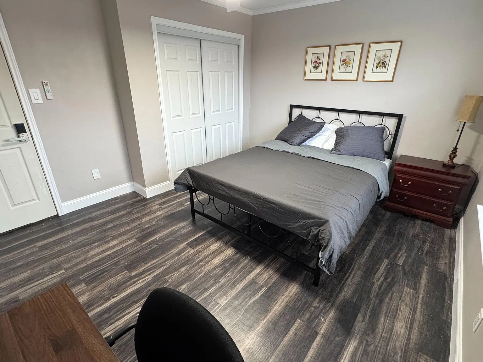 4 bed, 3.5 bath, 2300 sqft, $1,040 — Photo 1