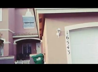 16543 SW 68th Ter, Miami, FL 33193