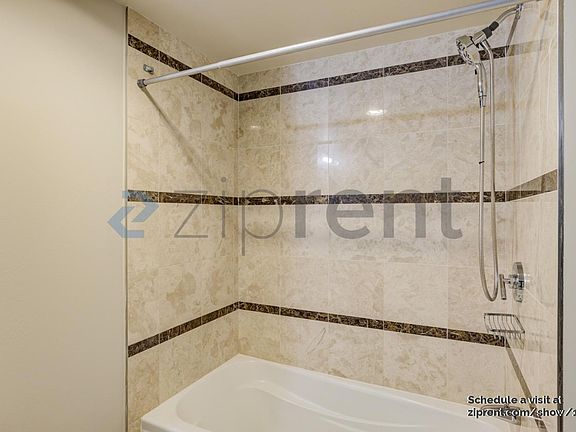 4th image of 333 1st St Ph 2106