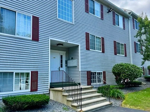 105 Lafond Ln APT 6, Dracut, MA 01826