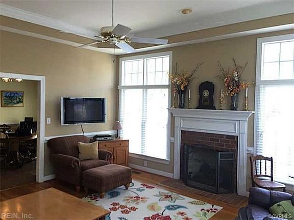3rd image of 3301 Heather Ct #3301