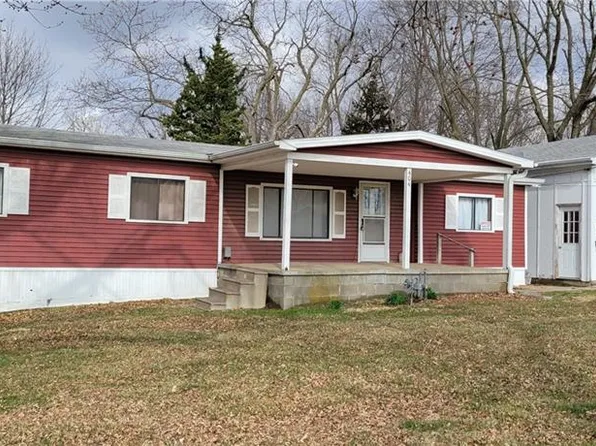 404 N 11th St, Savannah, MO 64485