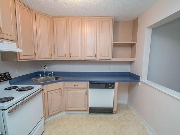 4th image of 1350 Leeward Ln #B-15u