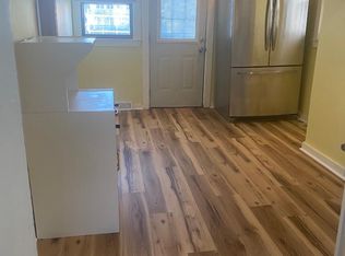 71 Bay St #B, Hull, MA 02045