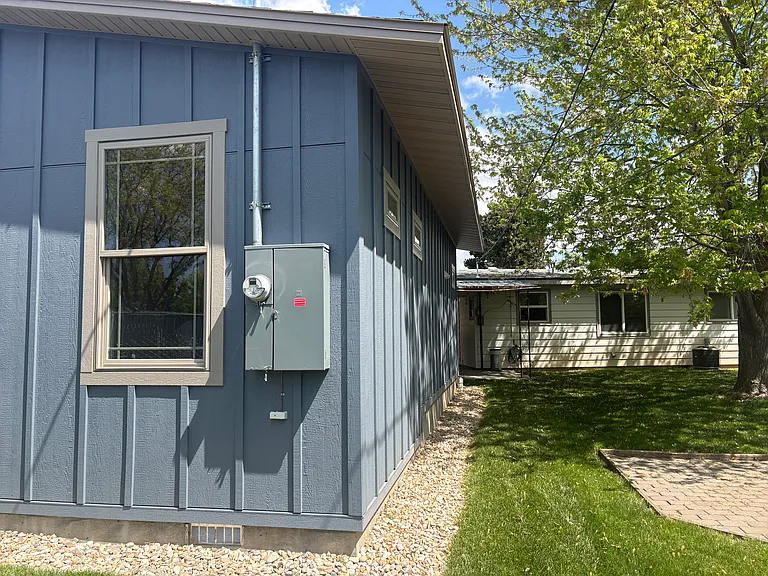 1521 S Joyce St — Photo 6