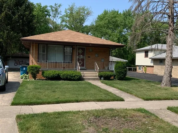 40 E 158th Pl, South Holland, IL 60473