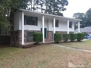 10 Crape Myrtle Pl, Little Rock, AR 72210