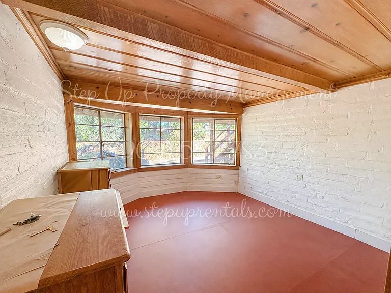 20381 Sherry Ct — Photo 12