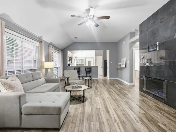 5433 Mohawk Ct, The Colony, TX 75056