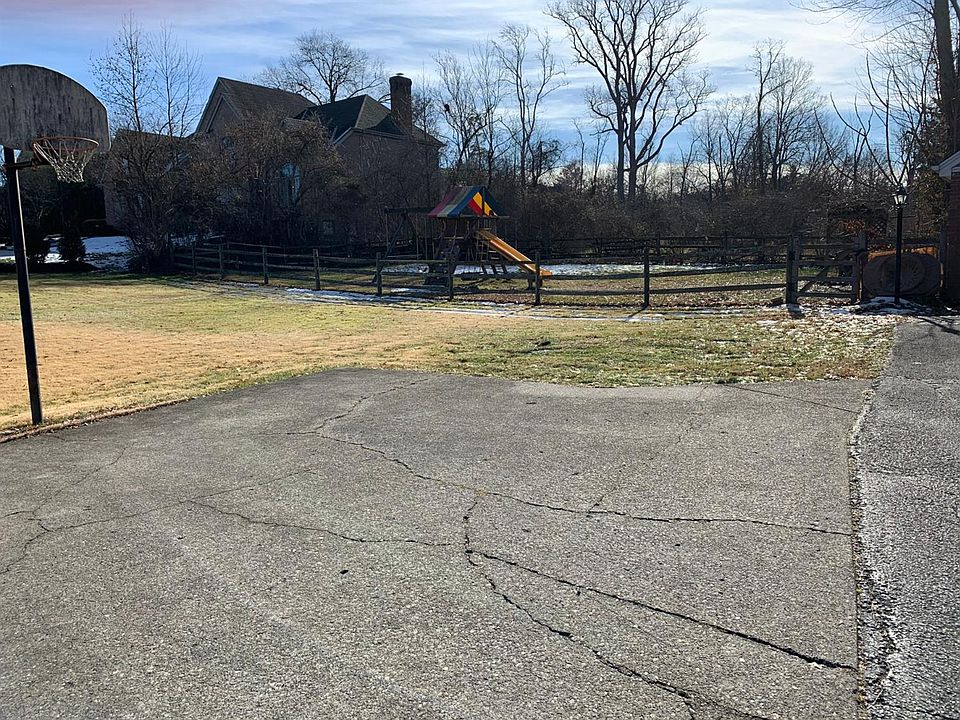 2nd image of 7737 Keller Rd