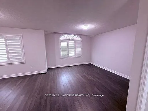 4 bed, $2,600 — Photo 3