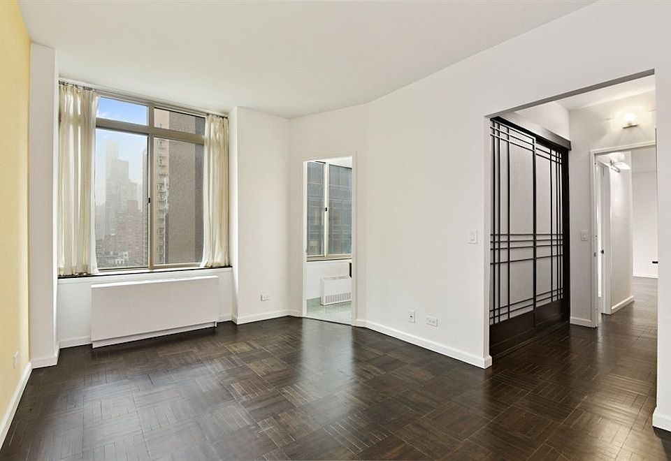 1st image of 232-236 E 47th St #12C