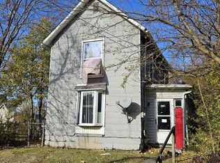 982 W Wayne St, Lima, OH 45805