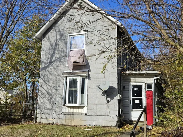 982 W Wayne St, Lima, OH 45805