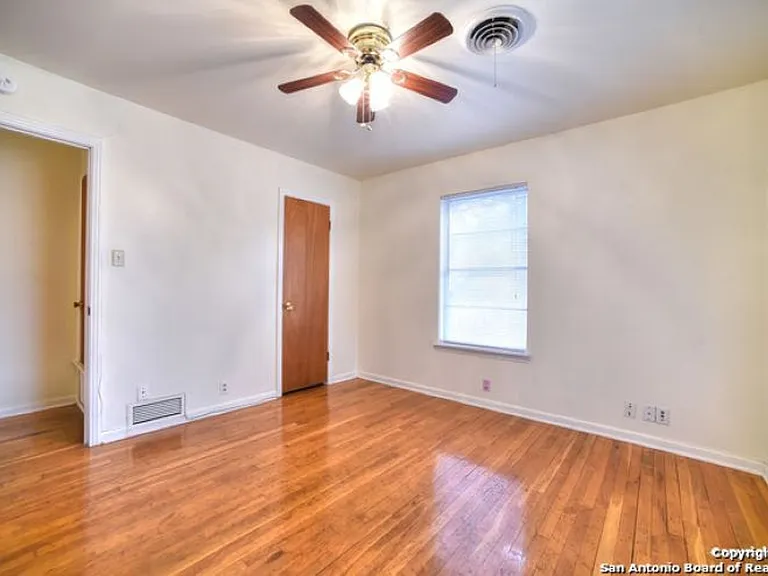 3223 Oakleaf Dr — Photo 22