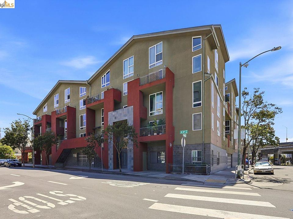 1st image of 675 8th St APT 3