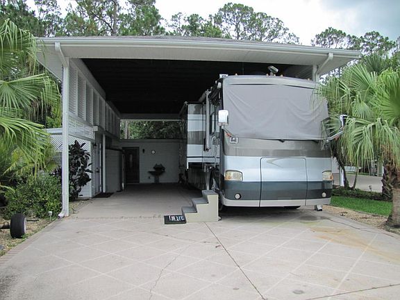 5th image of 405 Plantation Dr