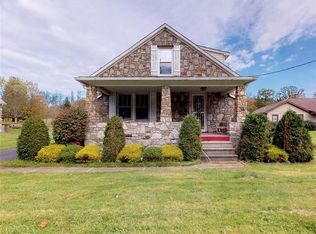 216 Woodmont Rd, Johnstown, PA 15905
